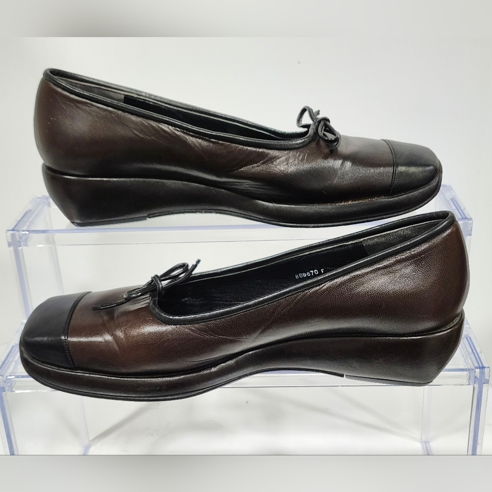 Vintage CHANEL Identification Line Dark Brown and Black Wedge Pumps Size 8.5